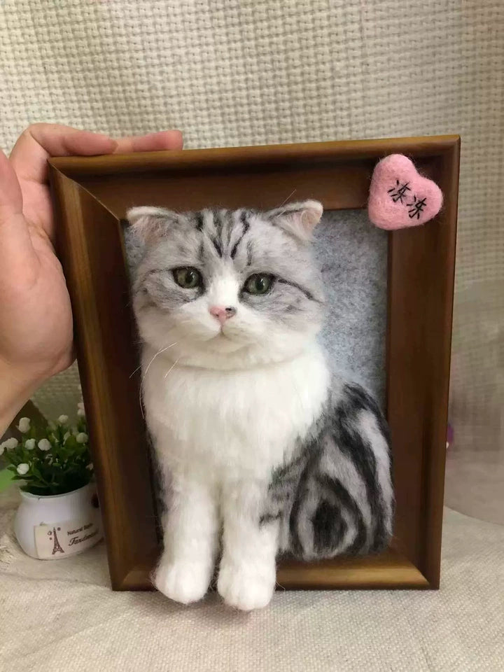 Handmade Needle Felted Cat Portrait, Personalized 3D Wool Felt Cat Memorial Gift in Frame